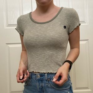 Abercrombie gray cropped sweater top